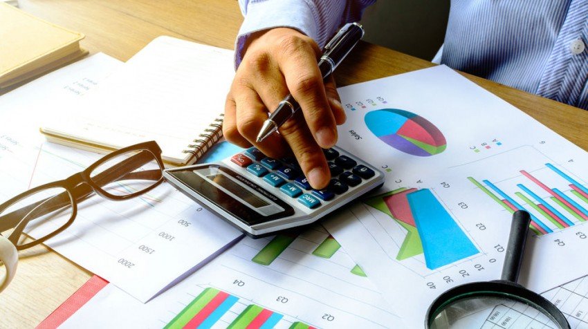 Reasons to hire an accountant for your company